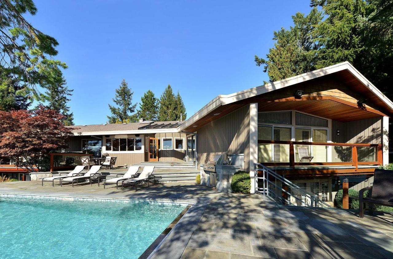 Oceanside Lodge Saanich Inlet North Saanich Exterior photo